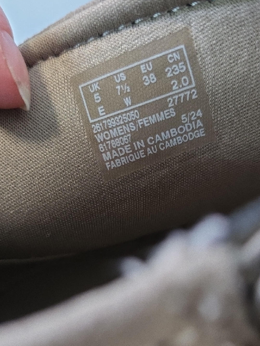 Clarks Women's Taupe Slip-On Ankle Booties Size 7.5W - Picture 6 of 6
